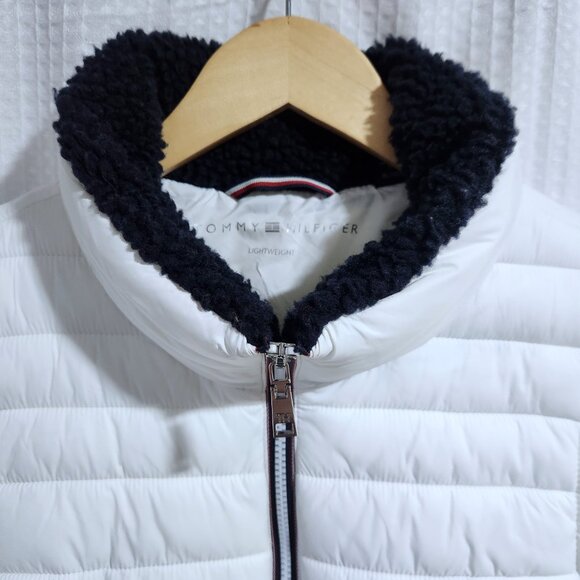 Tommy Hilfiger Puffer Vest Women's Size XL White Packable Zip Pockets - Picture 9 of 11